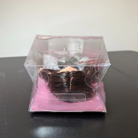 2006 Bratz Birthday Bash Phoebe New in‎ Box - Picture 5 of 6